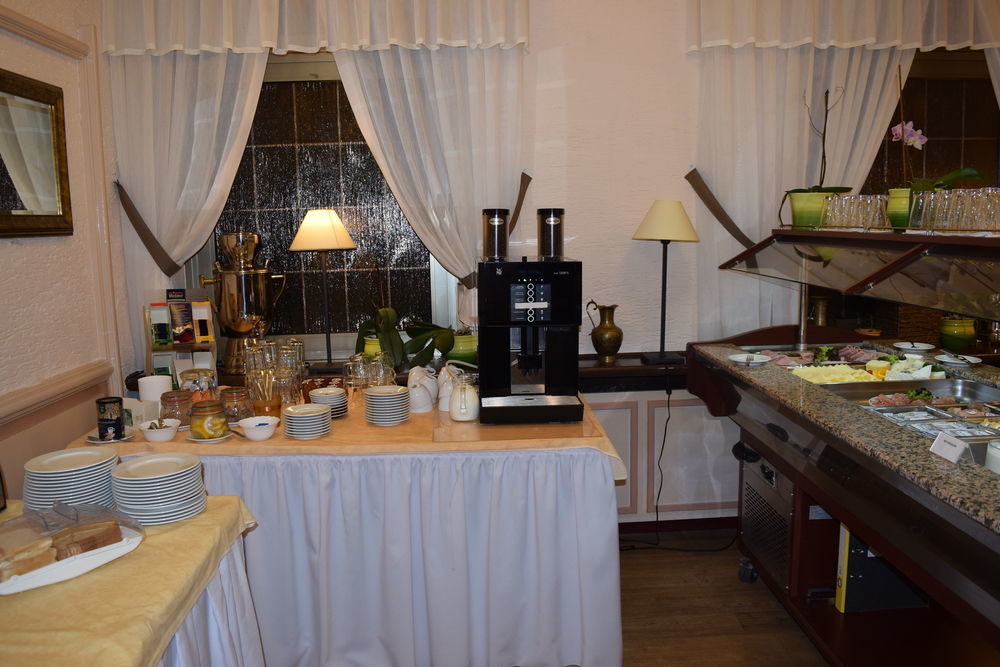 Hotel Restaurant Ruppert Валлуф Экстерьер фото